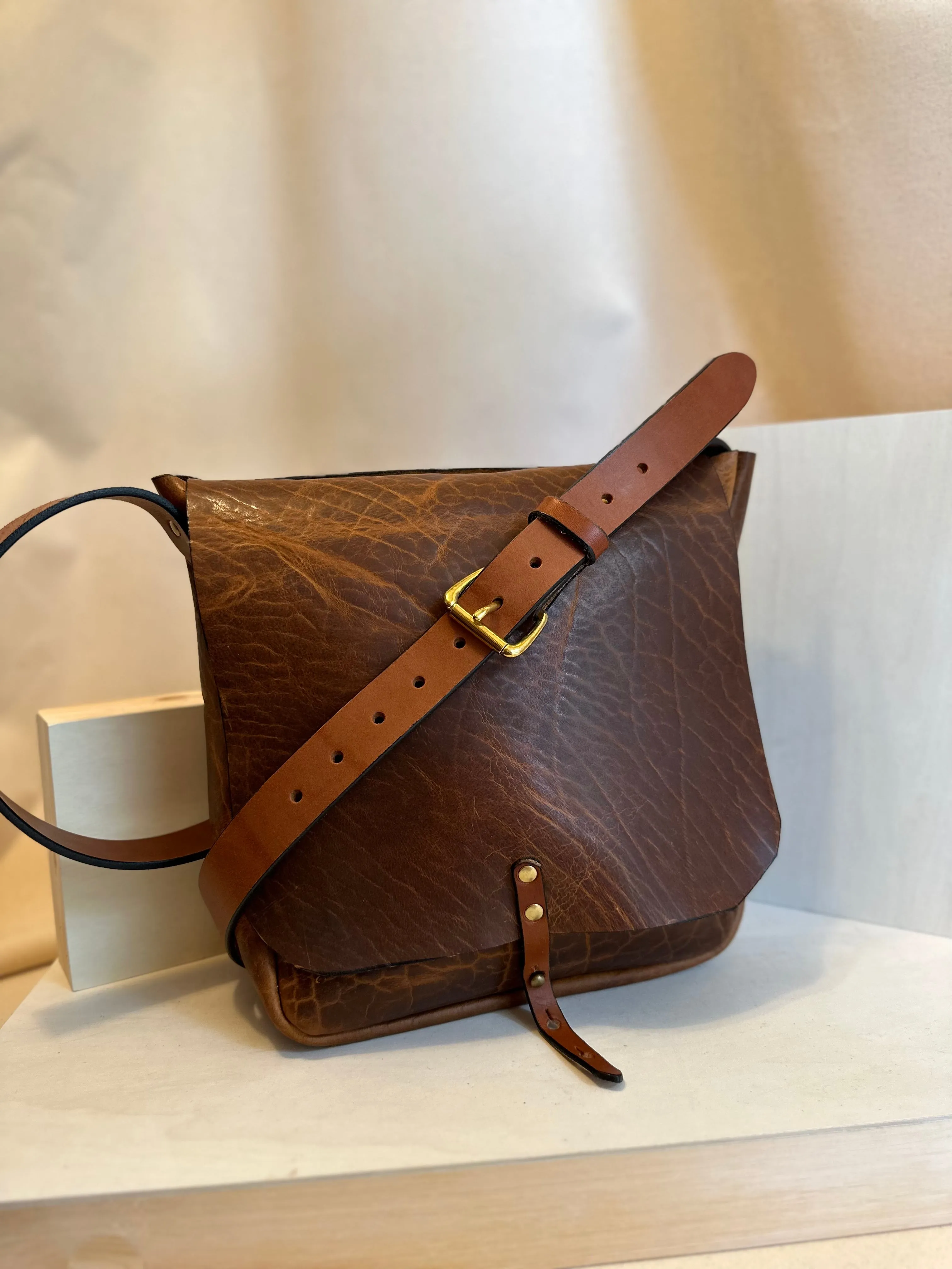 Glazed Bison Explorer Large Crossbody Leather Bag