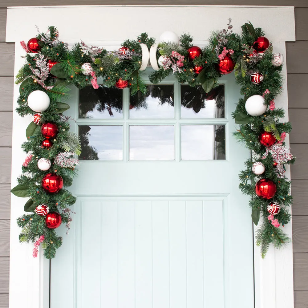 Nordic Red and White Garland (9-Foot)