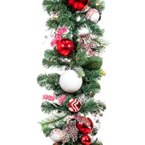 Nordic Red and White Garland (9-Foot)