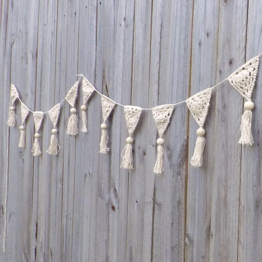 Vanilla Crochet Bunting Flag