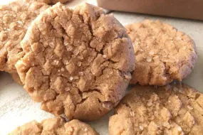 Vegan Mini Peanut Butter Cookies