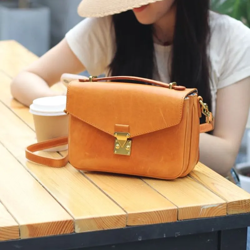 Vintage Vegetable Tanned Cowhide Leather Women's Messenger Bag